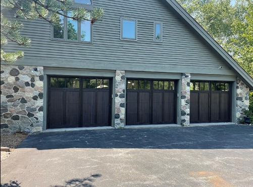 Shoreline-style garage doors in Milwaukee, WI